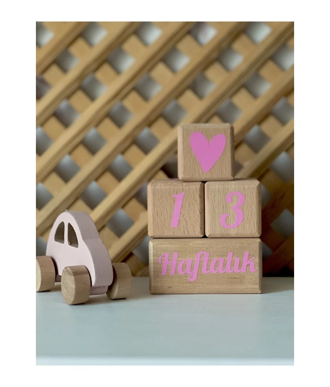 Pembe yazılı Anne Bebek anı küpü 