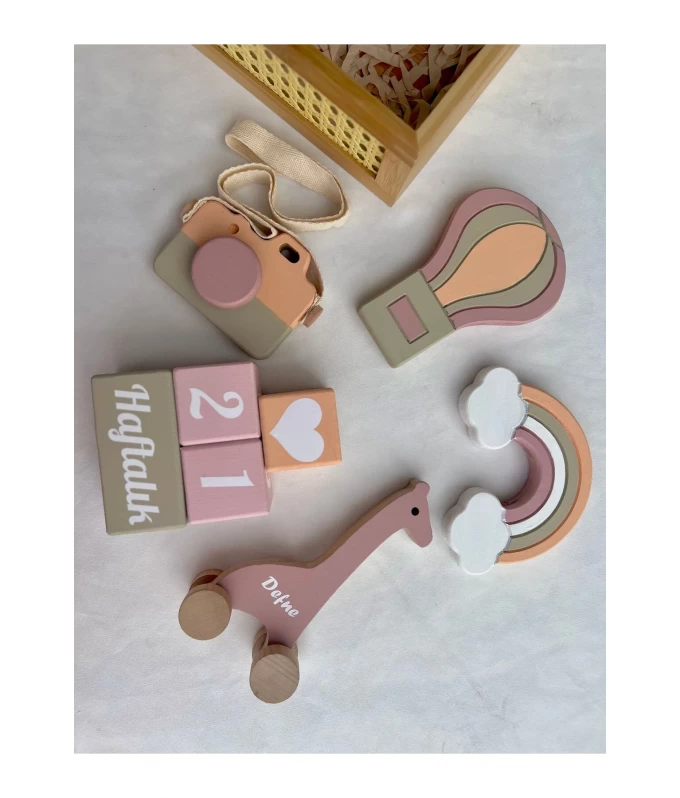 Objeli gökkuşağı balon ve fotoğraf makınalı tam set bebek hediyelik ve çekim aksesuarı