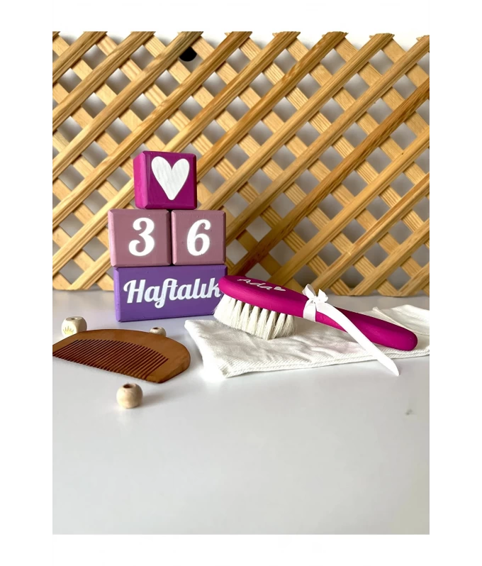 mogokids İsimli bebek tarağı ve anı küpü seti fuşya